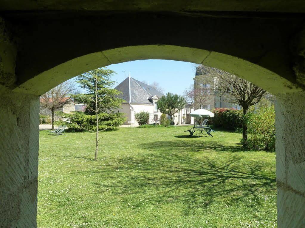 Hotel & Spa Chai De La Paleine Le Puy-Notre-Dame Zewnętrze zdjęcie